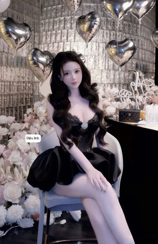 เดรสสีดำลุคปาร์ตี้